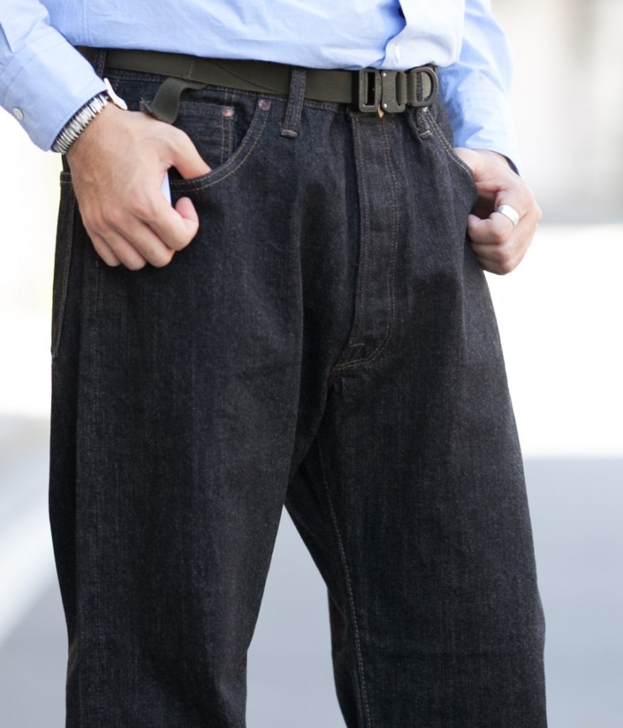 SCYE サイ SCYE BASICS サイベーシックス Selvage Black Denim Loose Fit Straight Jeans セルビッジ ブラックデニム